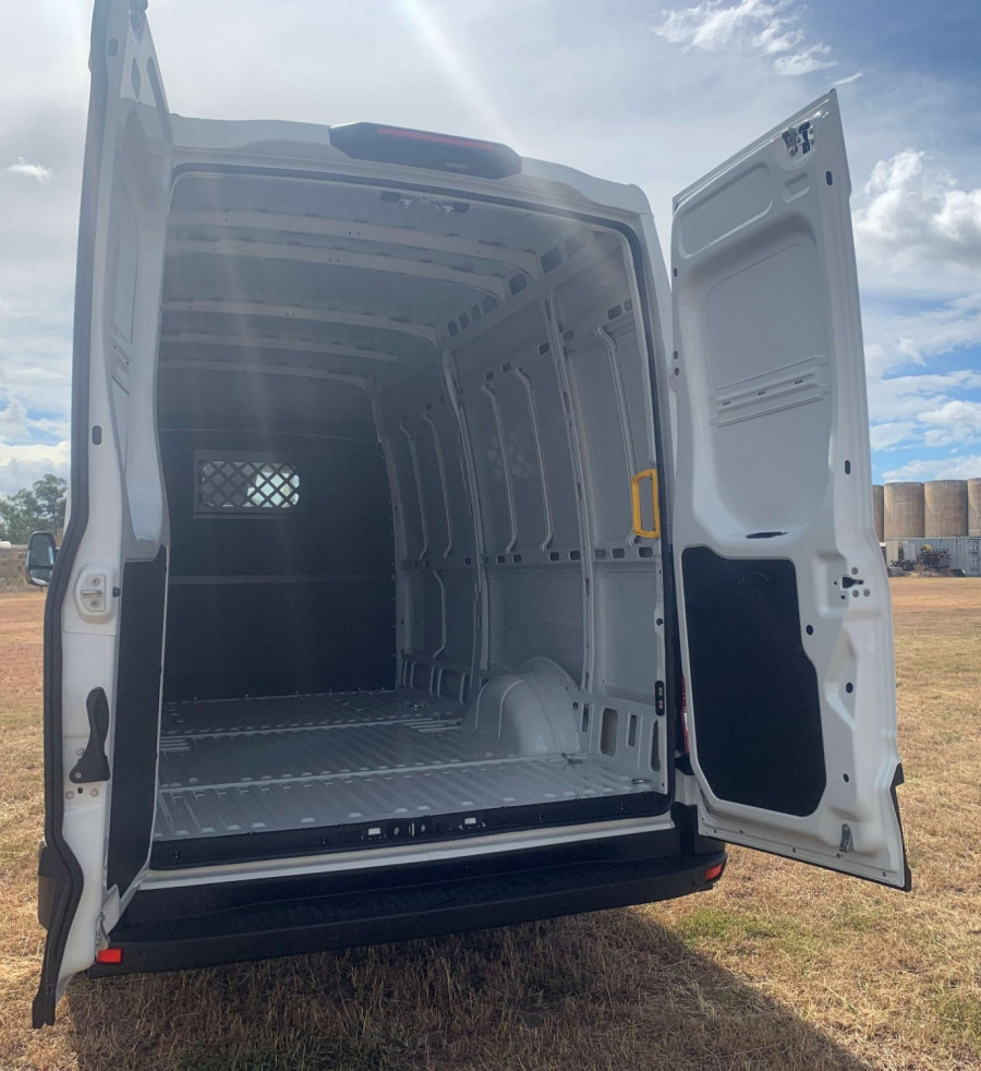 2025 Iveco Daily Van Van Image 12