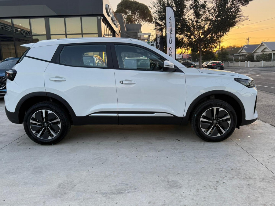 2026 Chery Tiggo 4  Hybrid Urban SUV Image 8