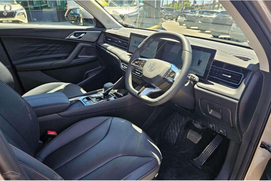 2025 MG HS AS33 Excite SUV Image 12
