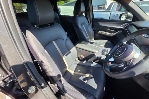 2025 Mazda CX-80 KL G40e Azami SUV Image 24