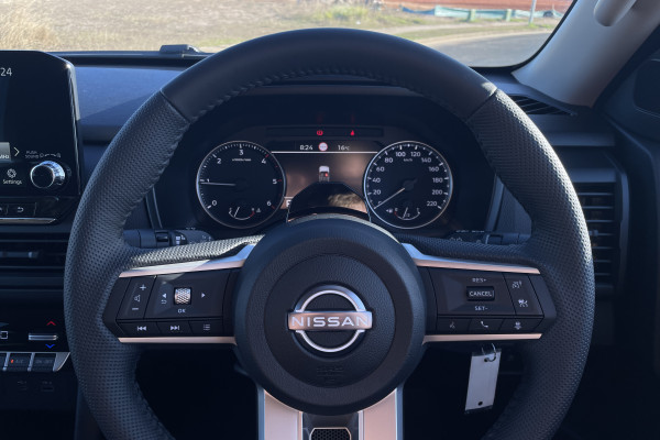 2025 MY26 Nissan Navara D27 ST Ute Image 12