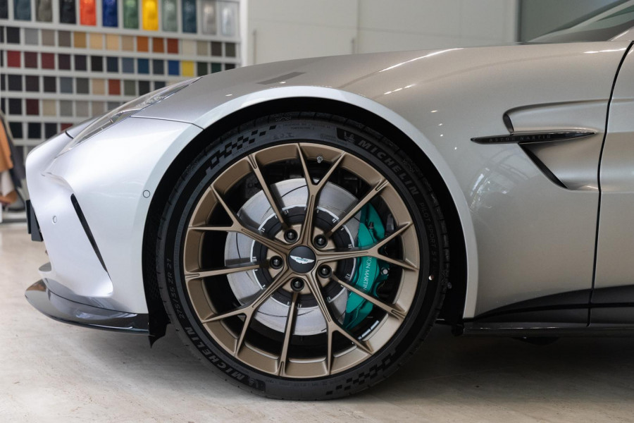 2025 MY26 Aston Martin Vantage   Coupe Image 3
