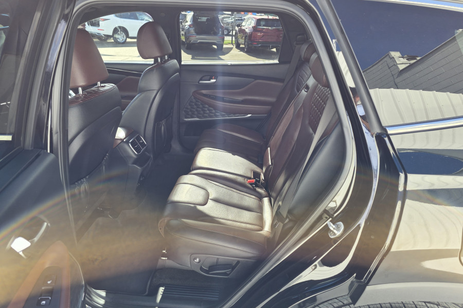 2020 Hyundai Santa Fe TM.2 Highlander SUV Image 10