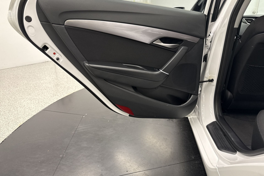 2018 Hyundai i40 VF4 Series II Active Wagon Image 14