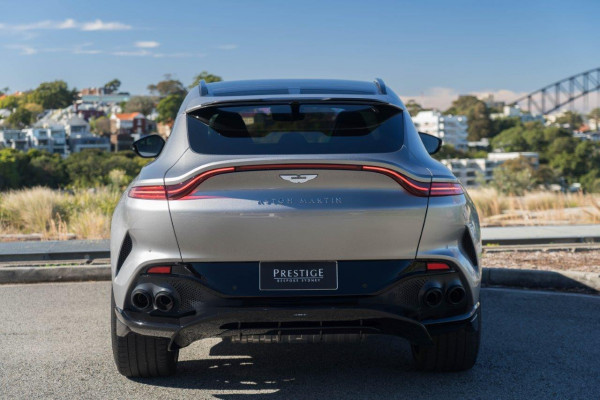 2022 Aston Martin DBX 707 SUV Image 5
