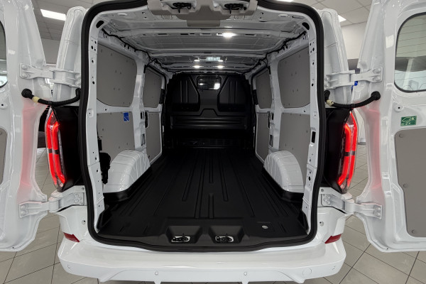2026 MY27 Ford Transit Custom AV Sport SWB Van Image 16