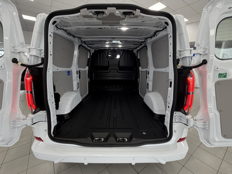 2026 MY27 Ford Transit Custom AV Sport SWB Van Image 16