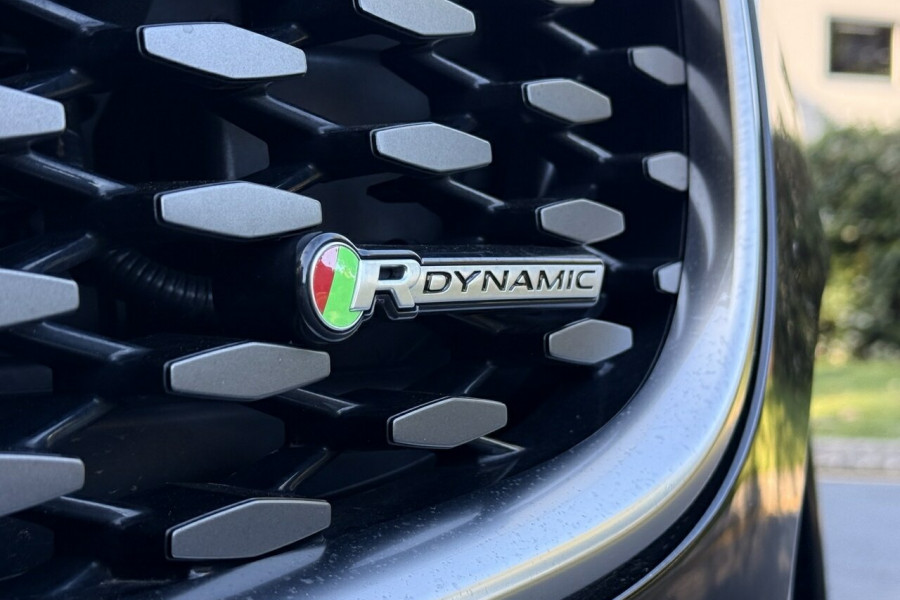 2021 MY21.25 Jaguar F-PACE X761 R-Dynamic S SUV Image 16