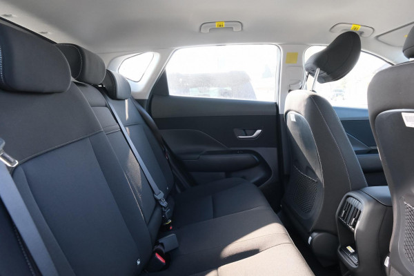 2026 Hyundai KONA SX2.V2  Electric SUV Image 9
