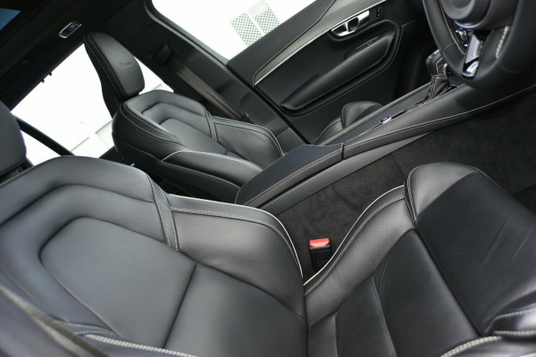 2019 Volvo XC90 L Series T6 R-Design Suv Image 5