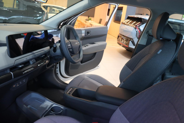 2026 MY27 Kia EV3 SV Air Long Range SUV Image 17