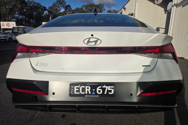 2026 Hyundai i30 CN7.V4 Hybrid Sedan Image 5