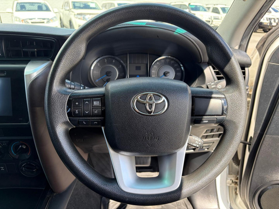 2017 Toyota Fortuner GUN156R GX SUV Image 16