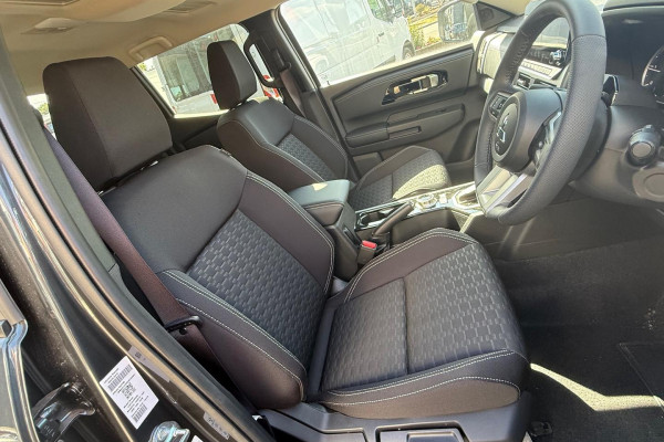 2025 Mitsubishi Triton MV GLS Ute Image 9