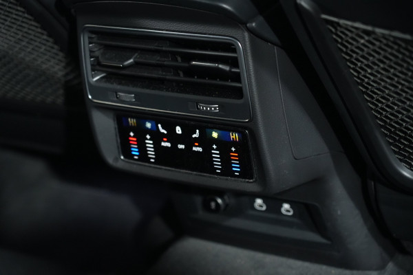 2022 Audi Q7 4M 55 TFSI S line SUV image 33