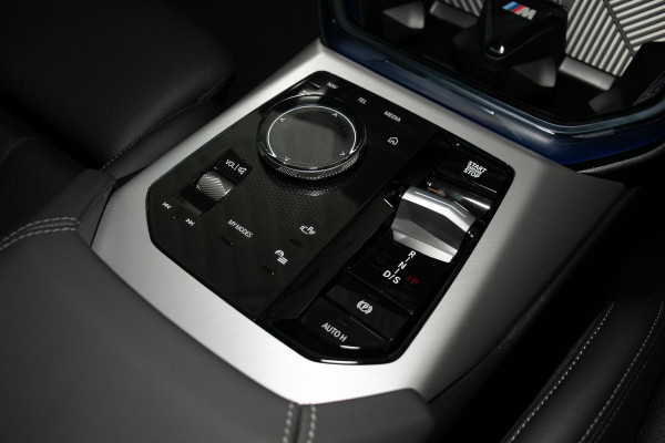 2026 BMW X3 G45 30e xDrive SUV image 14