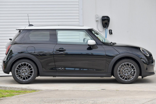 2026 MINI Cooper F66 C Favoured Hatch image 3