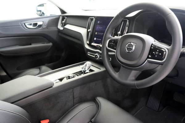 2024 MY25 Volvo XC60  Ultra B5 Bright SUV Image 6