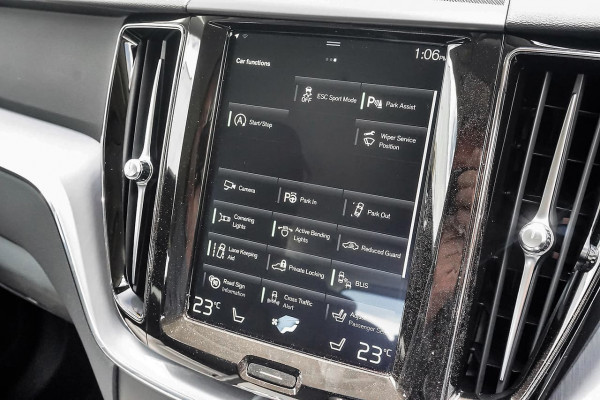 2019 MY20 Volvo XC60 UZ D4 Momentum Suv