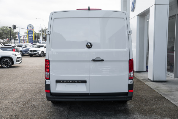 2026 Volkswagen Crafter 35 Runner MWB Van image 5