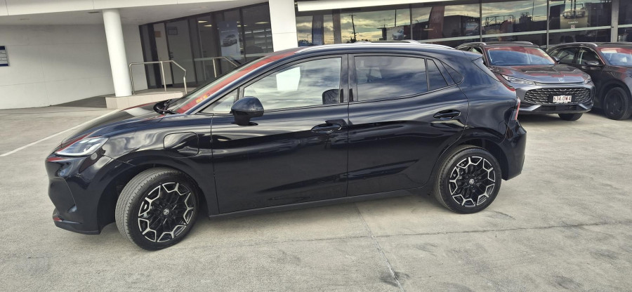 2026 MG MG4 EV Urban AH4E Essence 54 Hatch Image 4