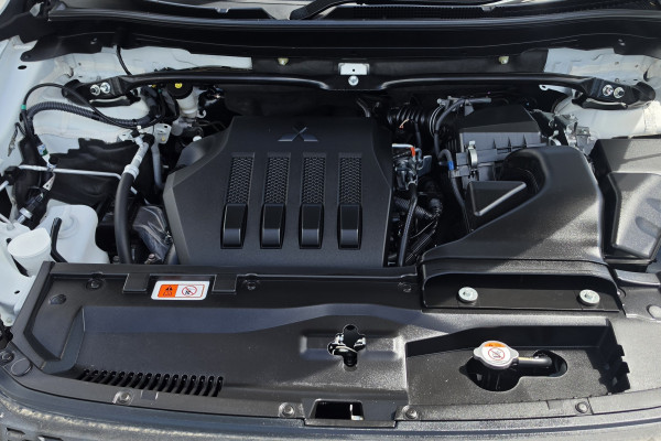 2024 Mitsubishi Eclipse Cross YB LS SUV Image 23