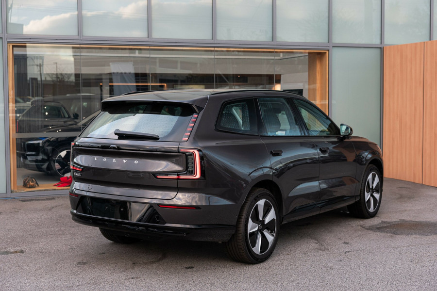 2025 Volvo EX90 No Series Plus Twin Motor SUV Image 2