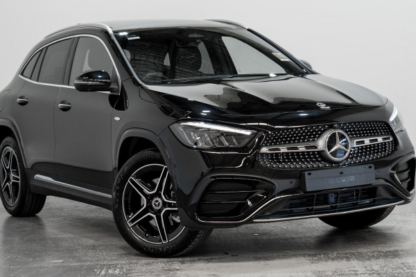Mercedes-Benz GLA-Class GLA250 e with EQ hybrid technology H247