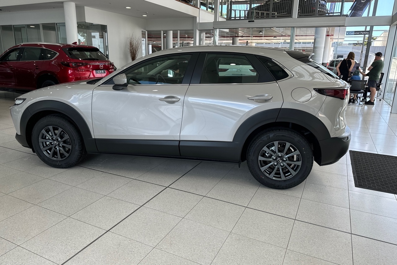2025 MY24 Mazda CX-30 DM2W7A G20 Pure SUV Image 6