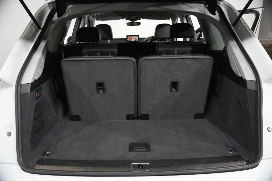 2016 Audi Q7 4M TDI SUV Image 26