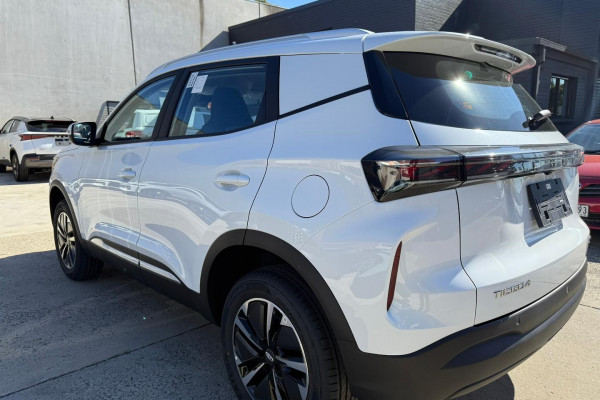 2026 Chery Tiggo 4  Hybrid Ultimate SUV Image 5