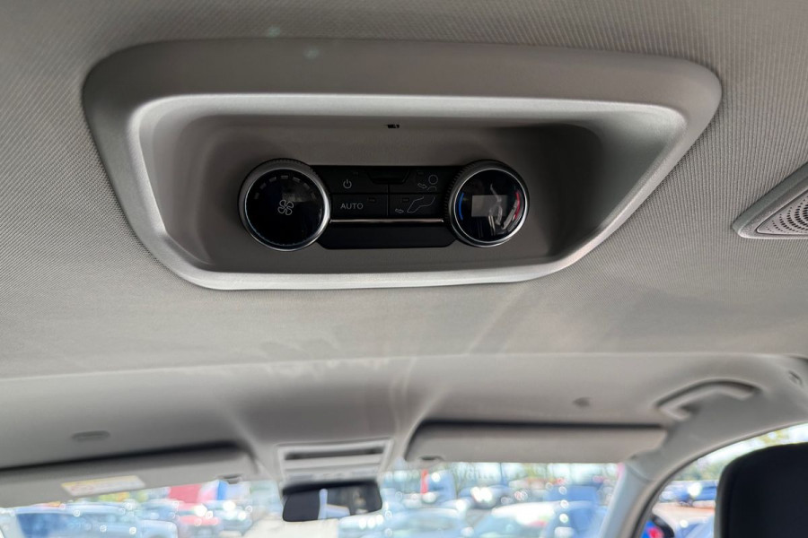 2024 Ford Tourneo AV Active Van Image 18