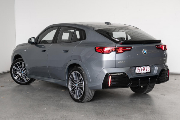 2025 BMW X2 U10 xDrive20i M Sport SUV image 2
