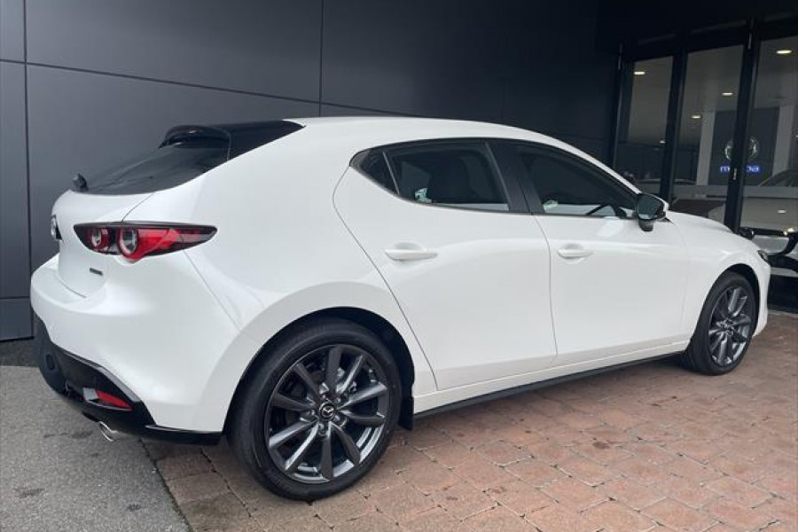 2024 Mazda 3 BP Series G20 Evolve Hatch Image 14