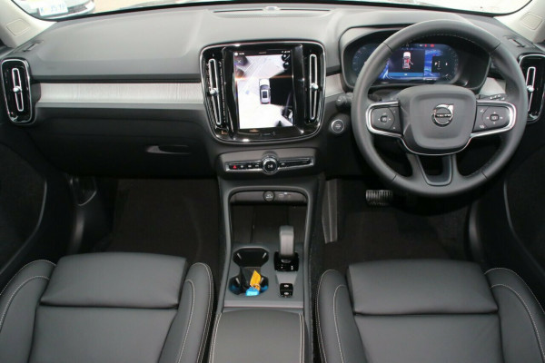2025 MY26 Volvo XC40 XZ Plus B4 SUV Image 6