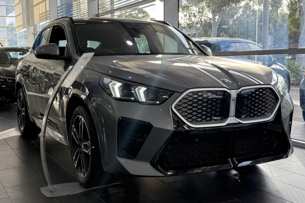 BMW iX2 eDrive20 M Sport U10