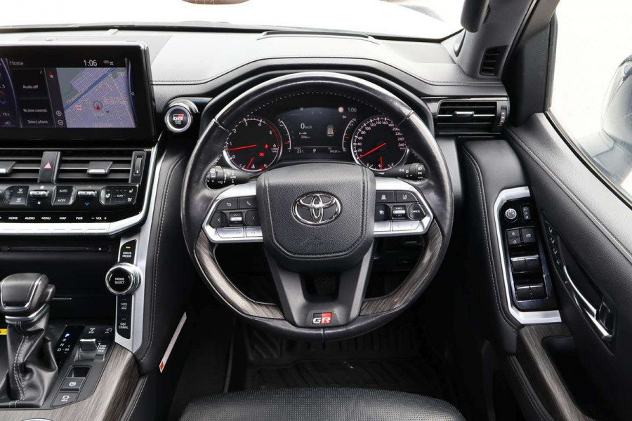 2022 Toyota LandCruiser FJA300R GR Sport SUV Image 10