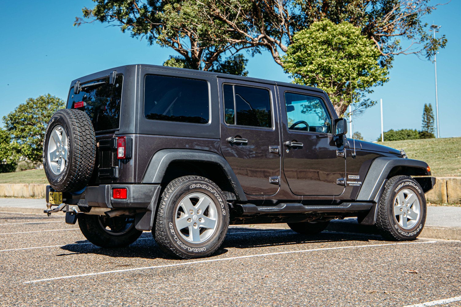 2014 Jeep Wrangler Unlimited - Sport Convertible Image 15