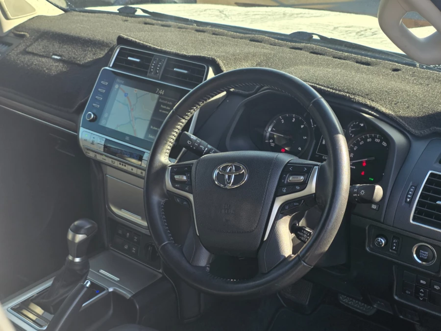 2020 Toyota LandCruiser Prado GDJ150R VX SUV Image 14