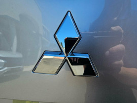 2024 Mitsubishi Outlander ZM Aspire SUV image 10