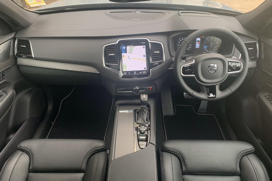 2020 Volvo XC90 L Series T6 R-Design Suv Image 11