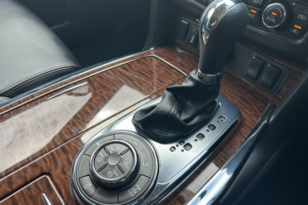 2024 Nissan Patrol Y62 Series 5 Ti SUV Image 14