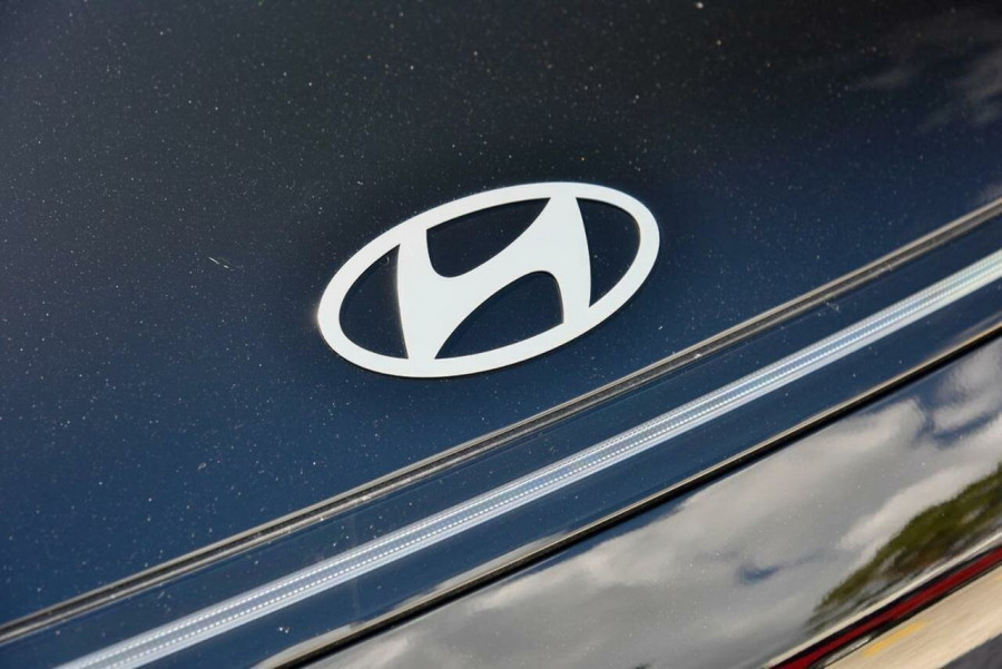 2025 MY26 Hyundai KONA SX2.V3 Premium SUV Image 19