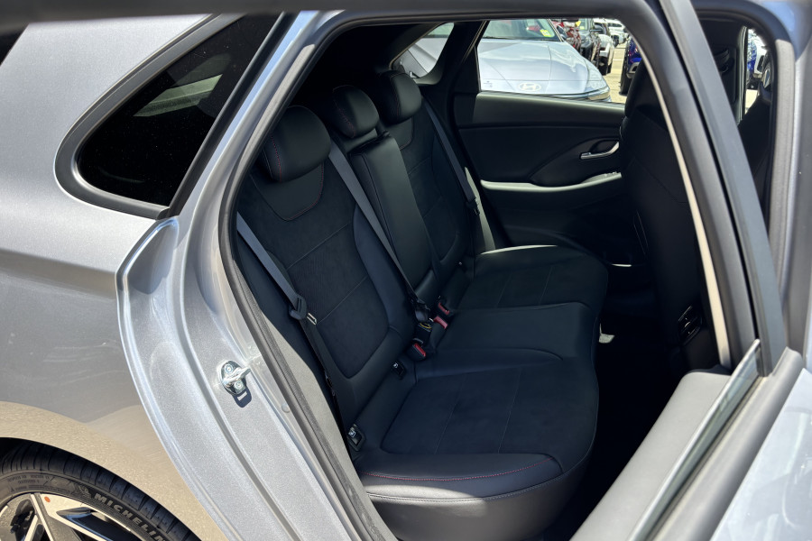 2025 Hyundai i30 PDe.V6  N Line Hatch Image 11