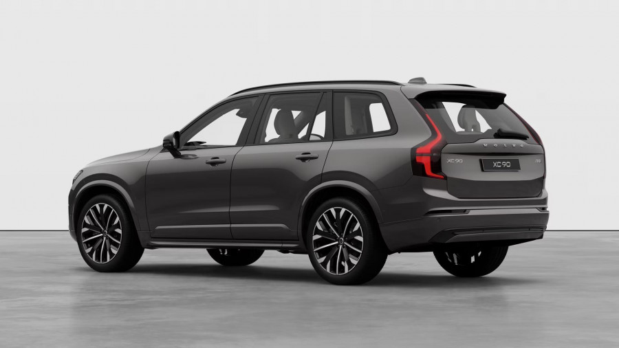 2026 Volvo XC90 L Series Ultra B5 Dark SUV Image 3