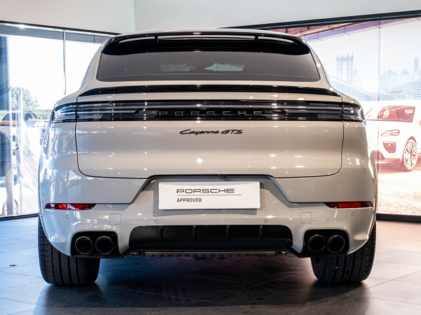 2024 Porsche Cayenne GTS SUV image 4