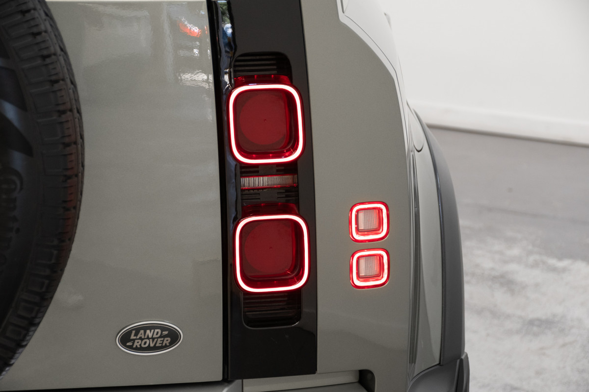 2020 Land Rover Defender L663 110 P400 S SUV