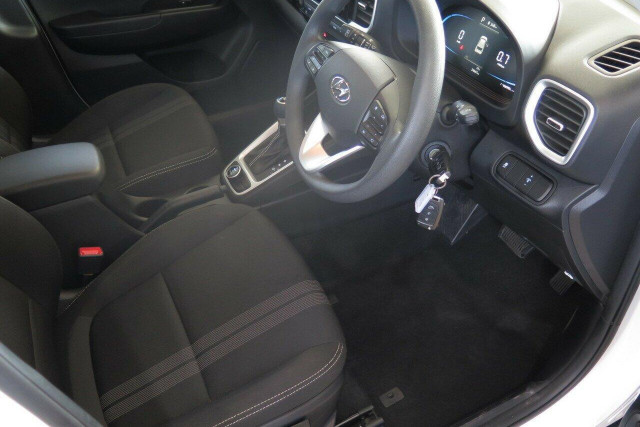 2023 Hyundai Venue QX.V5 Elite SUV Image 22