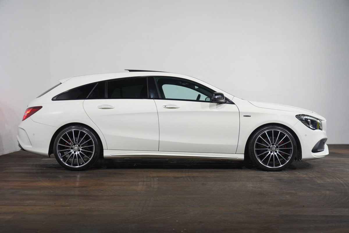 2017 Mercedes-Benz Cla 250 Sport 4matic S/Brake SUV Image 4