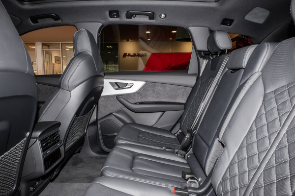2025 MY26 Audi Q7 4M TFSI 250kW S line SUV image 6